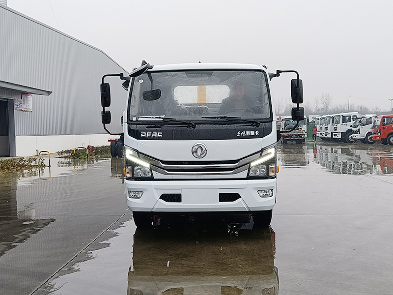 7方勾臂垃圾車(chē)-東風(fēng)大多利卡